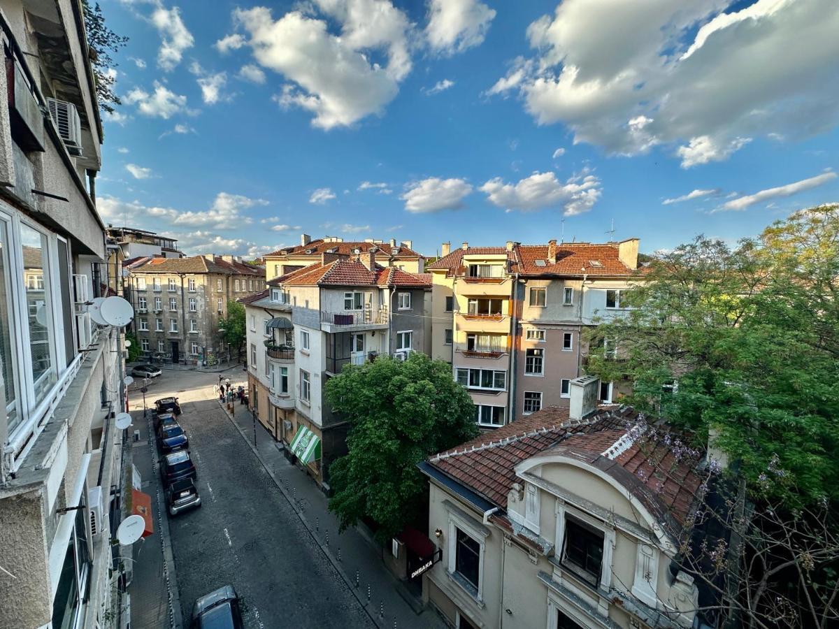 Downtown Delight By Lmg Apartment София Екстериор снимка