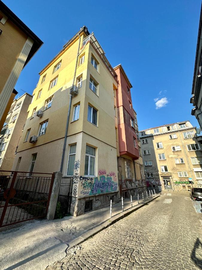 Downtown Delight By Lmg Apartment София Екстериор снимка